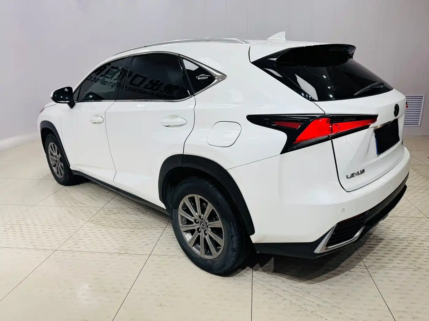 LEXUS NX