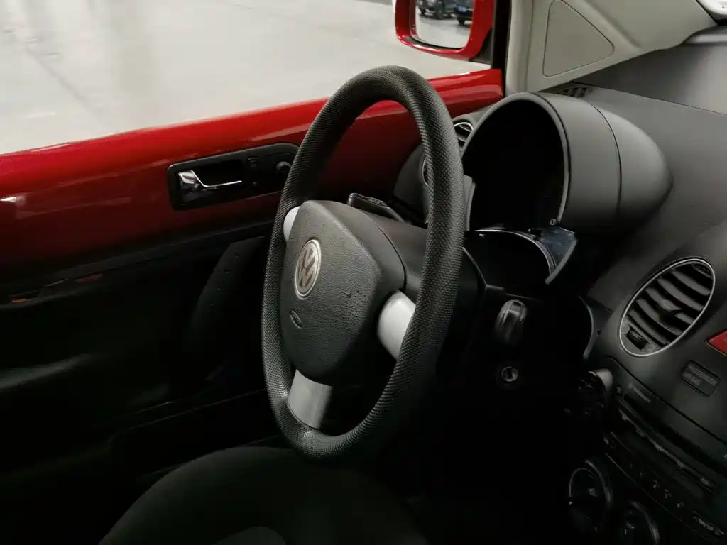 Volkswagen Beetle 2010 2008 2.0 AT Standard