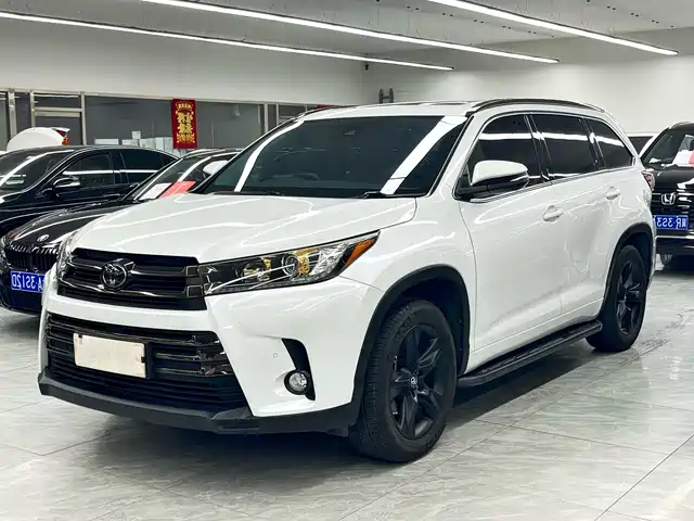 Toyota Highlander 2020