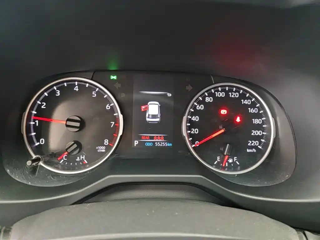 Toyota Wildlander 2023 2.0L CVT FWD LE фото 12