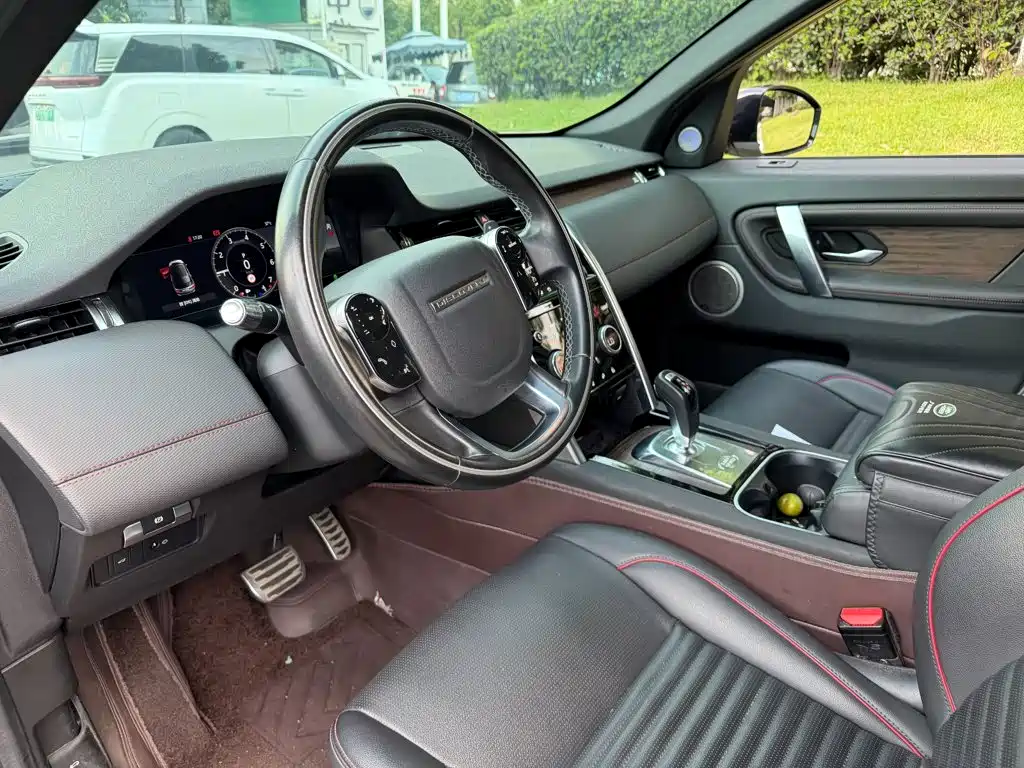 Фото 7 - Land Rover Discovery Sport