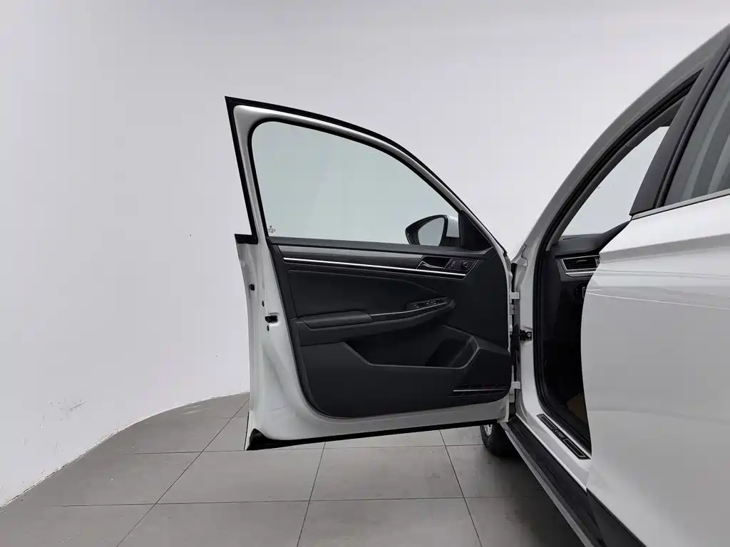 Фото 8 - Volkswagen C-TREK
