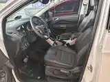 Фото 4 - Ford Kuga