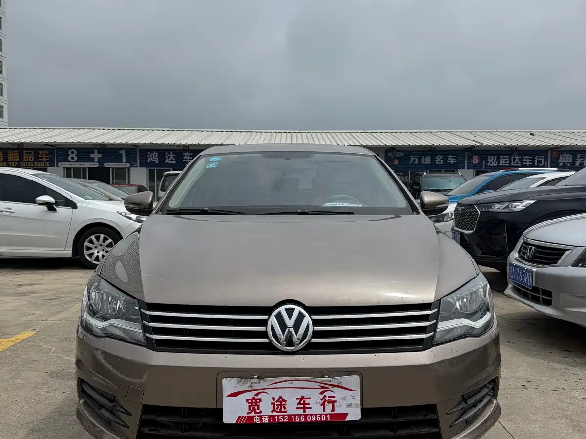 Volkswagen Bora 2013 1.6L Manual Fashion Model