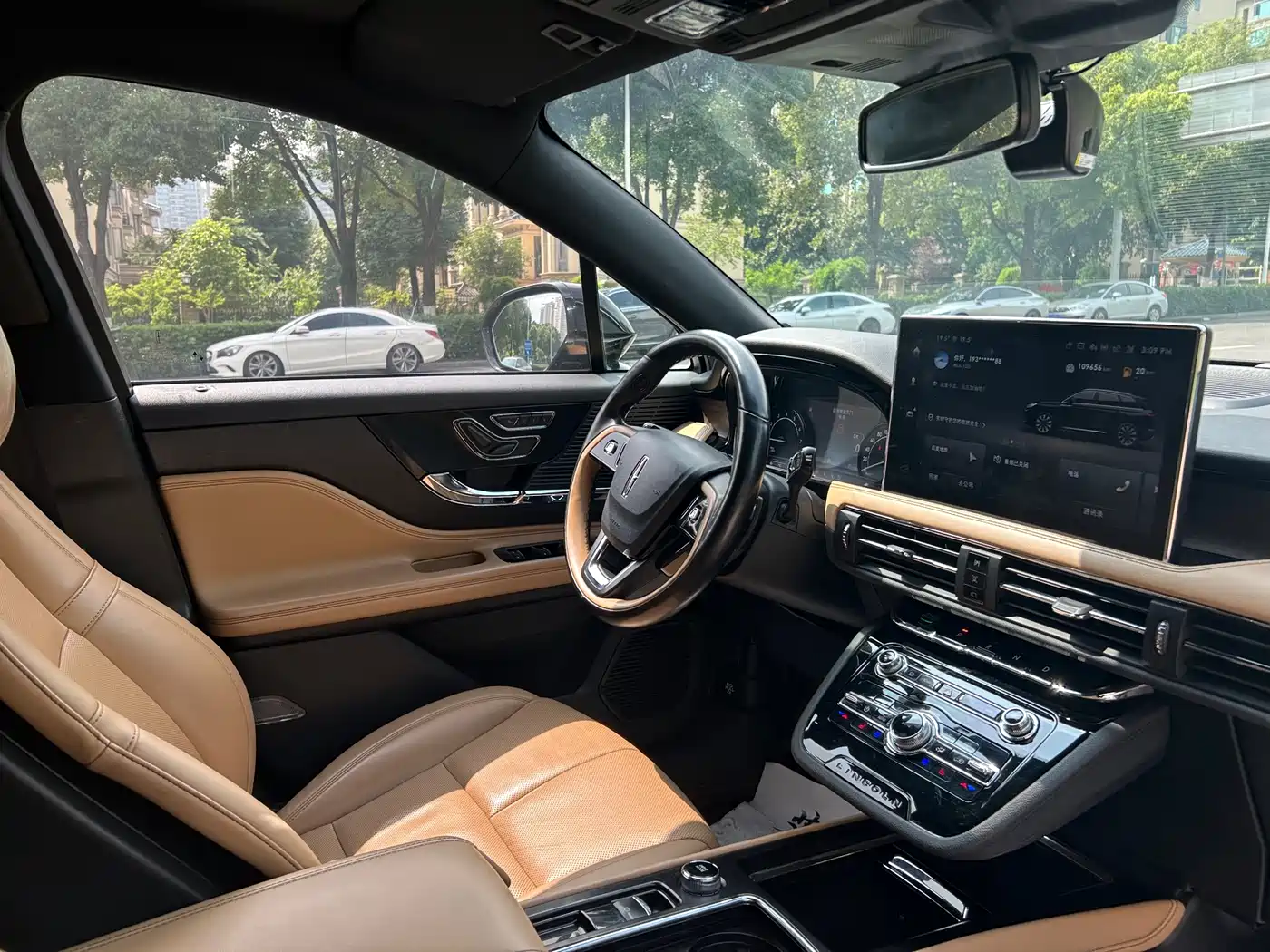 LINCOLN ADVENTURER