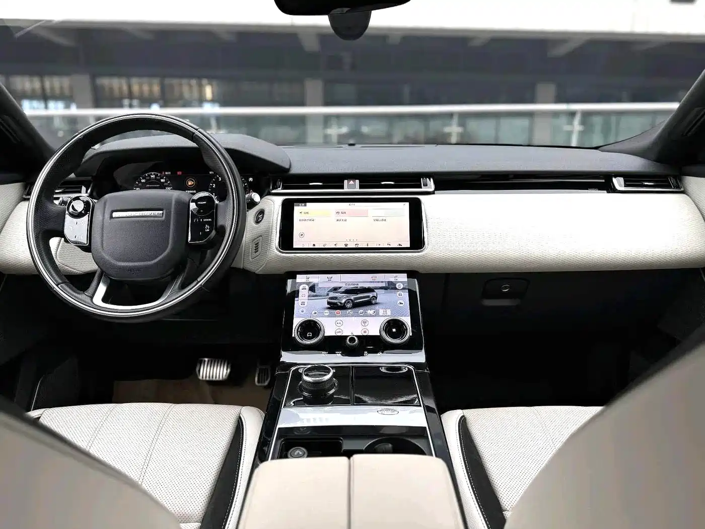 Land Rover Range Rover Velar 2017 P380 R-DYNAMIC SE фото 8