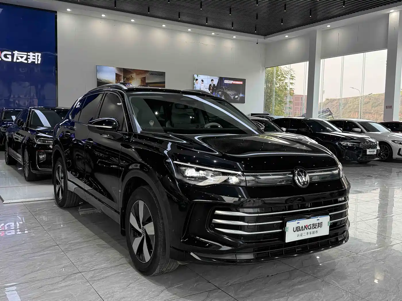 Volkswagen Tiguan L 2024 PRO 330TSI 2WD Smart Edition фото 3