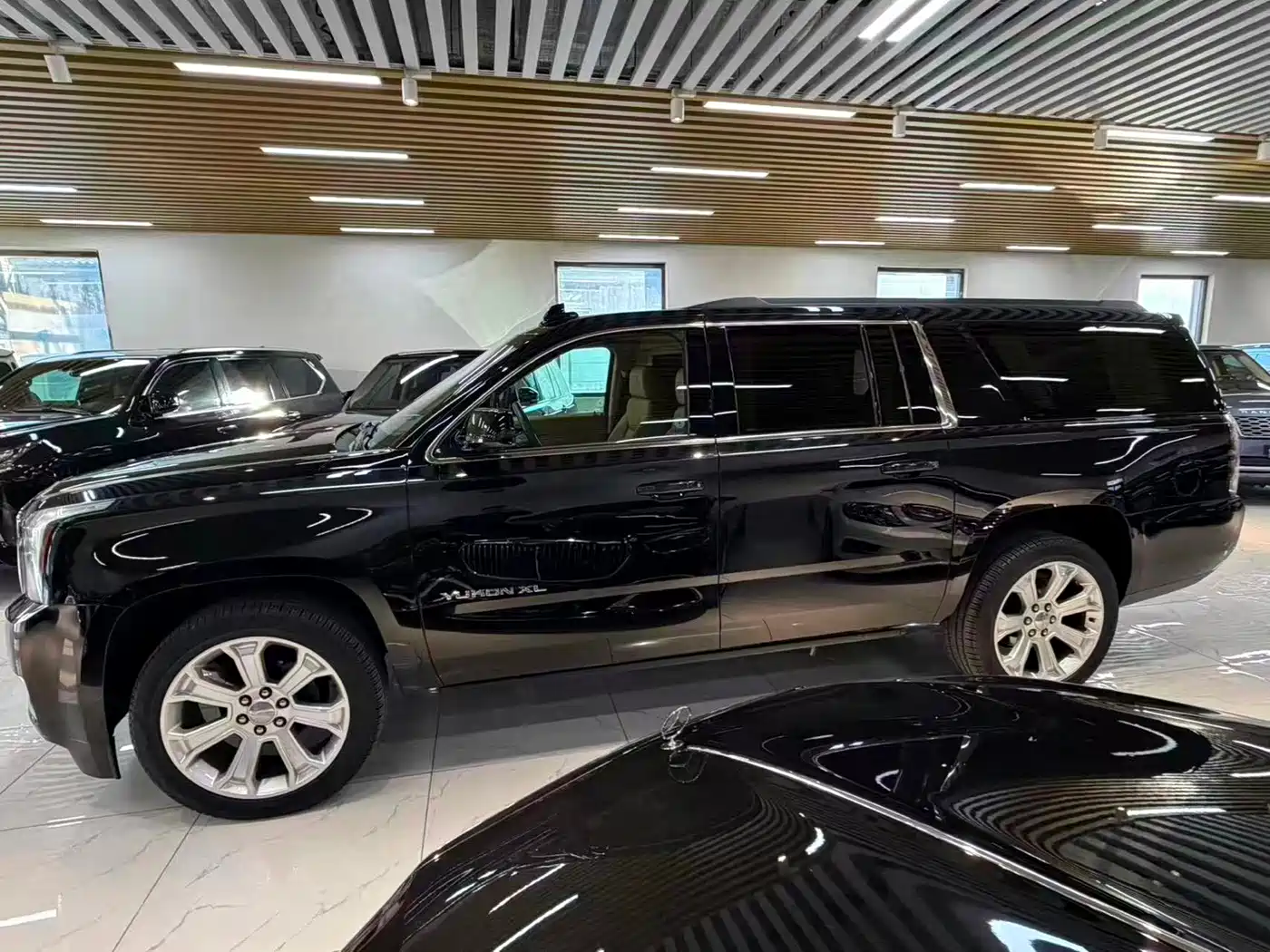 Daolangge GMC Yukon 2018 2016 Model 5.3L XL Luxury Premium Extended 4WD