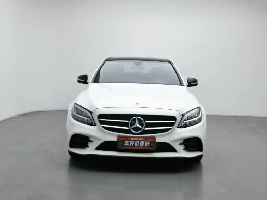Photo 3 - Mercedes-Benz C-Class