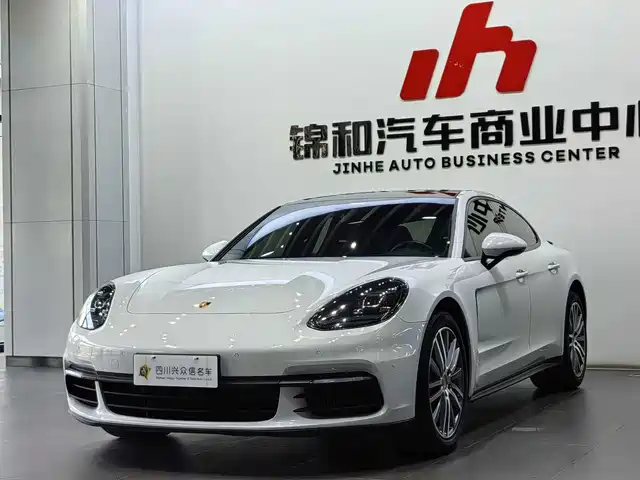 Porsche Panamera 2020