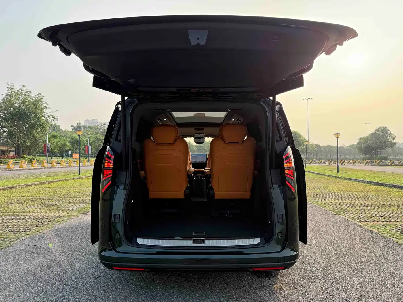 Geely Galaxy Yizhen L380 2025 Model 805km Flagship Edition AWD фото 34