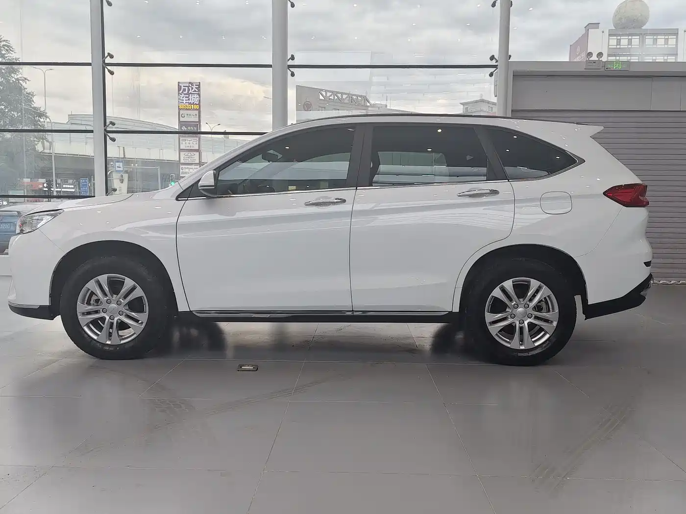Haval M6 2021 PLUS 1.5T DCT Luxury Smart Connect фото 5