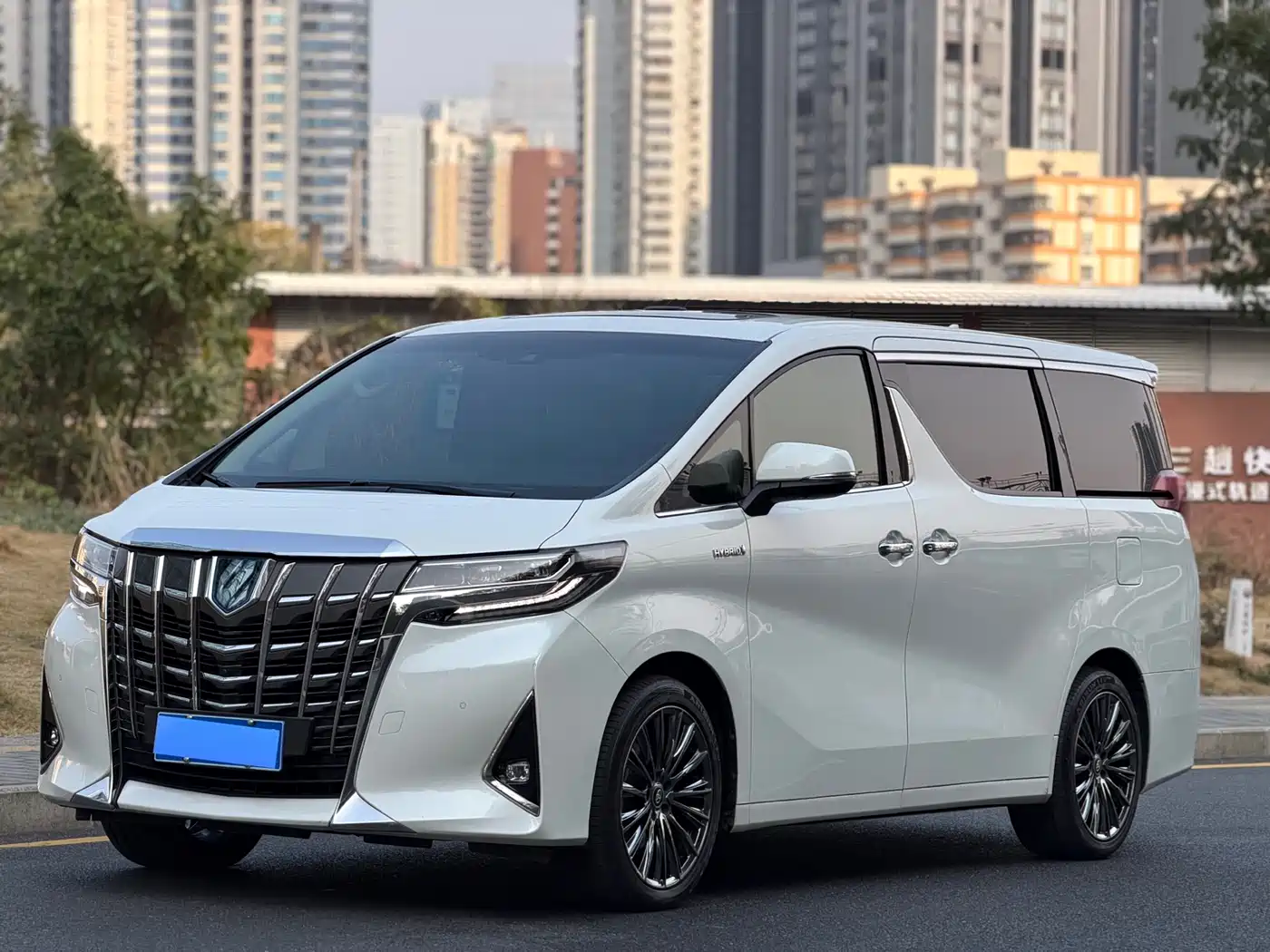 Toyota Alphard 2021 Hybrid 2.5L Premium