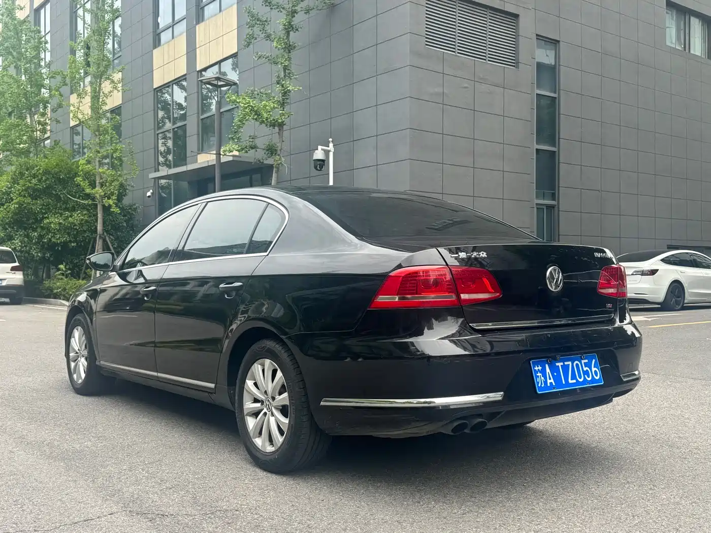 Volkswagen Magotan 2012 Facelift 1.8TSI Luxury фото 4
