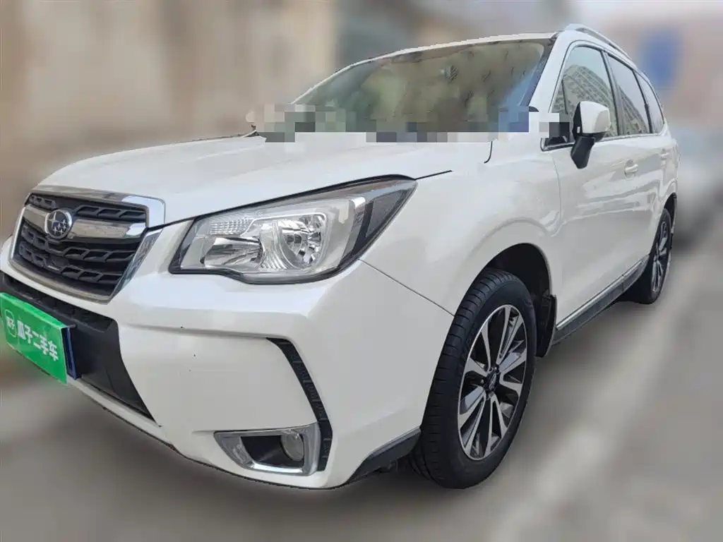 Subaru Forester 2016 2.0i Fashion Navigation Edition фото 2
