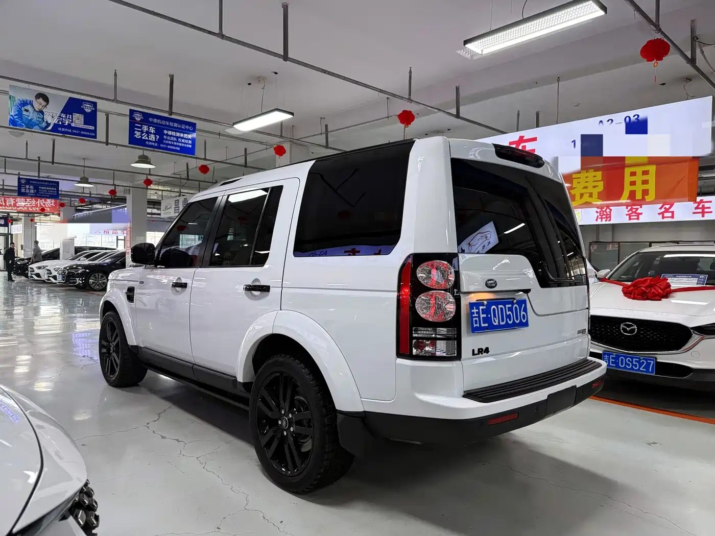 Land Rover Discovery 2014 3.0 SC V6 HSE фото 6