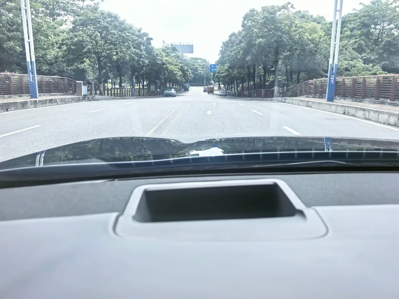 AITO Wenjie AITO M5 2024 Extended Range Max RWD Advanced Smart Driving Edition фото 13