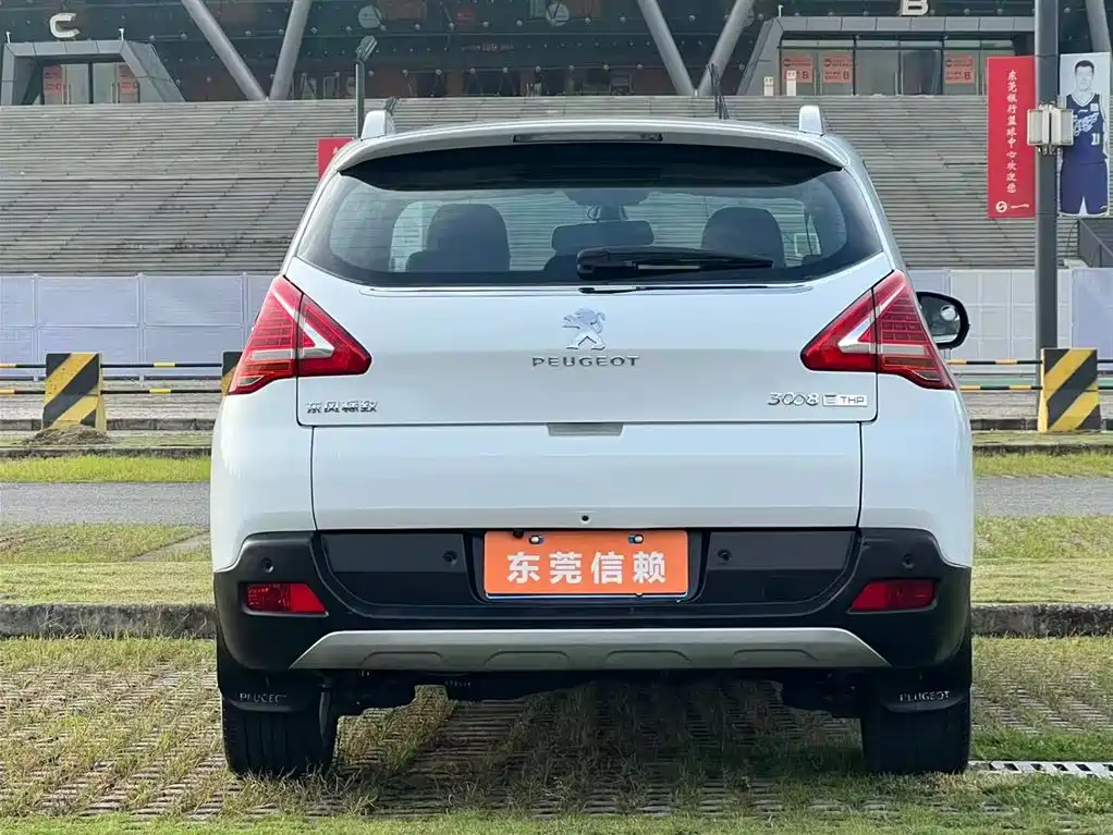Peugeot 3008 2015 1.6THP Automatic Top Style Edition фото 8