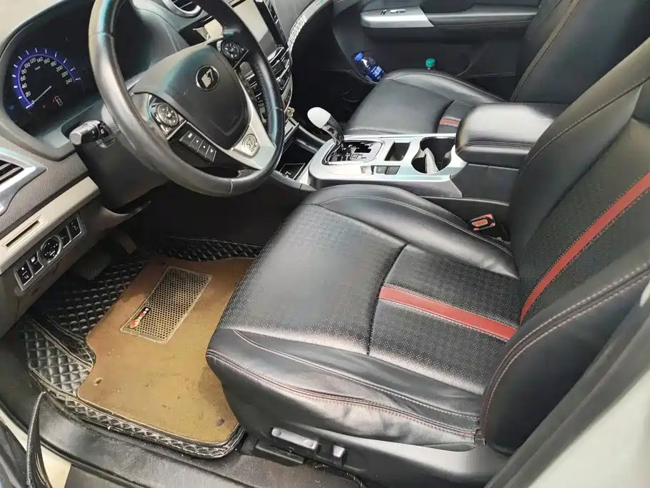 BYD S7 2015 2015 2.0T Automatic Premium