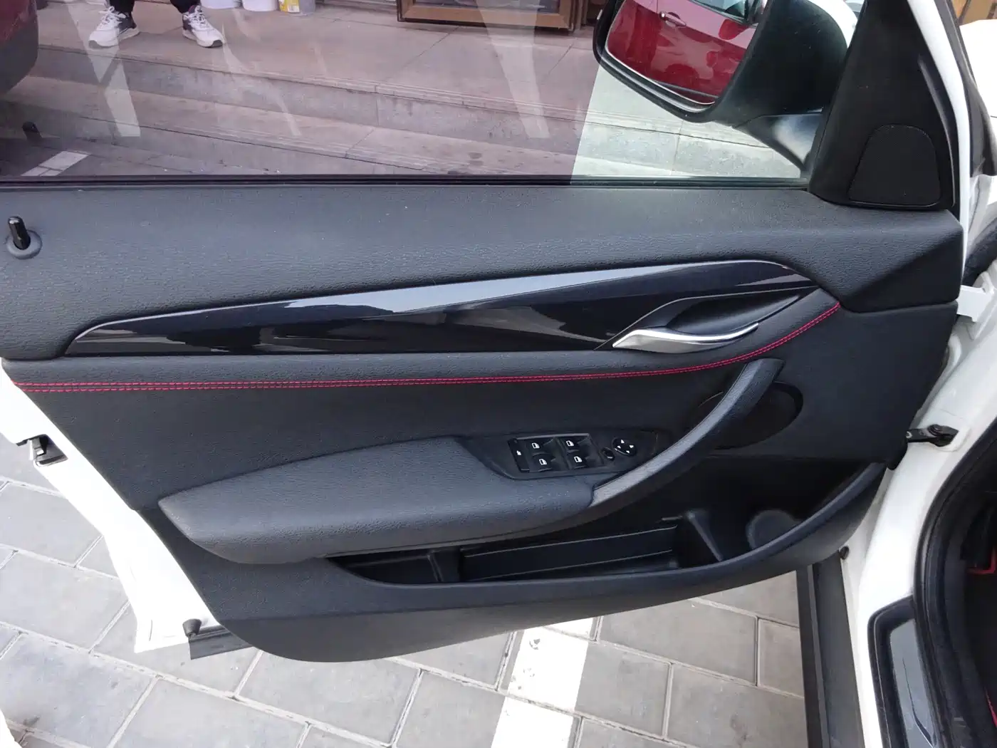 BMW X1 2013 sDrive18i Sport Design Package фото 25