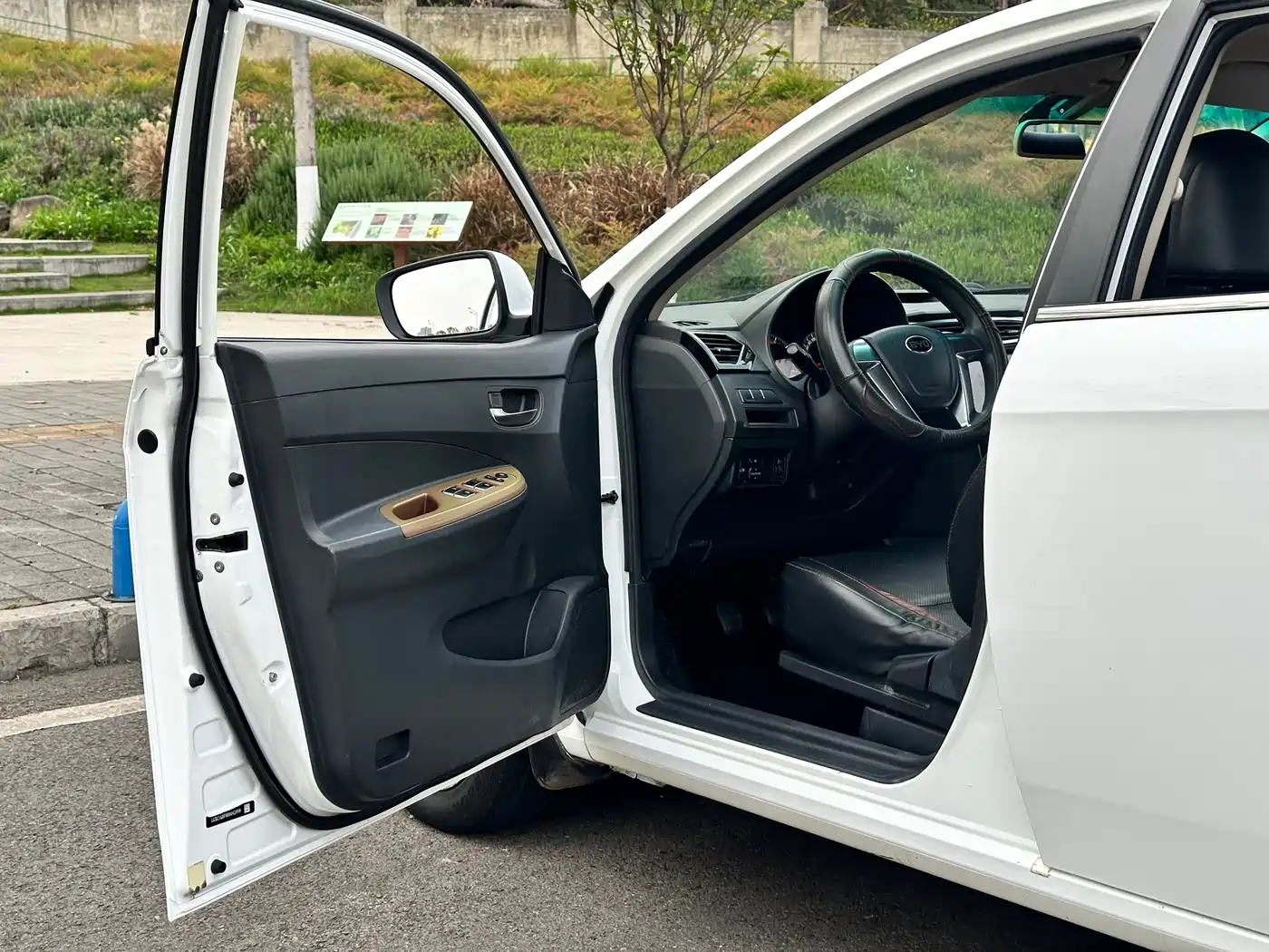 BYD F3 2016 1.5L Manual Luxury фото 18