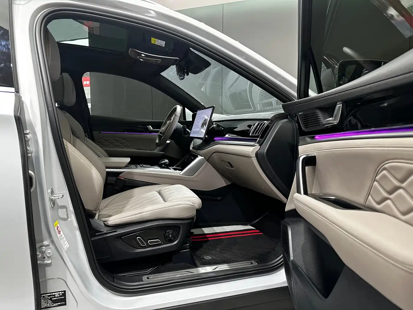 BYD Tang New Energy 2024 Model DM-i Glory Edition 112KM Flagship Type фото 11