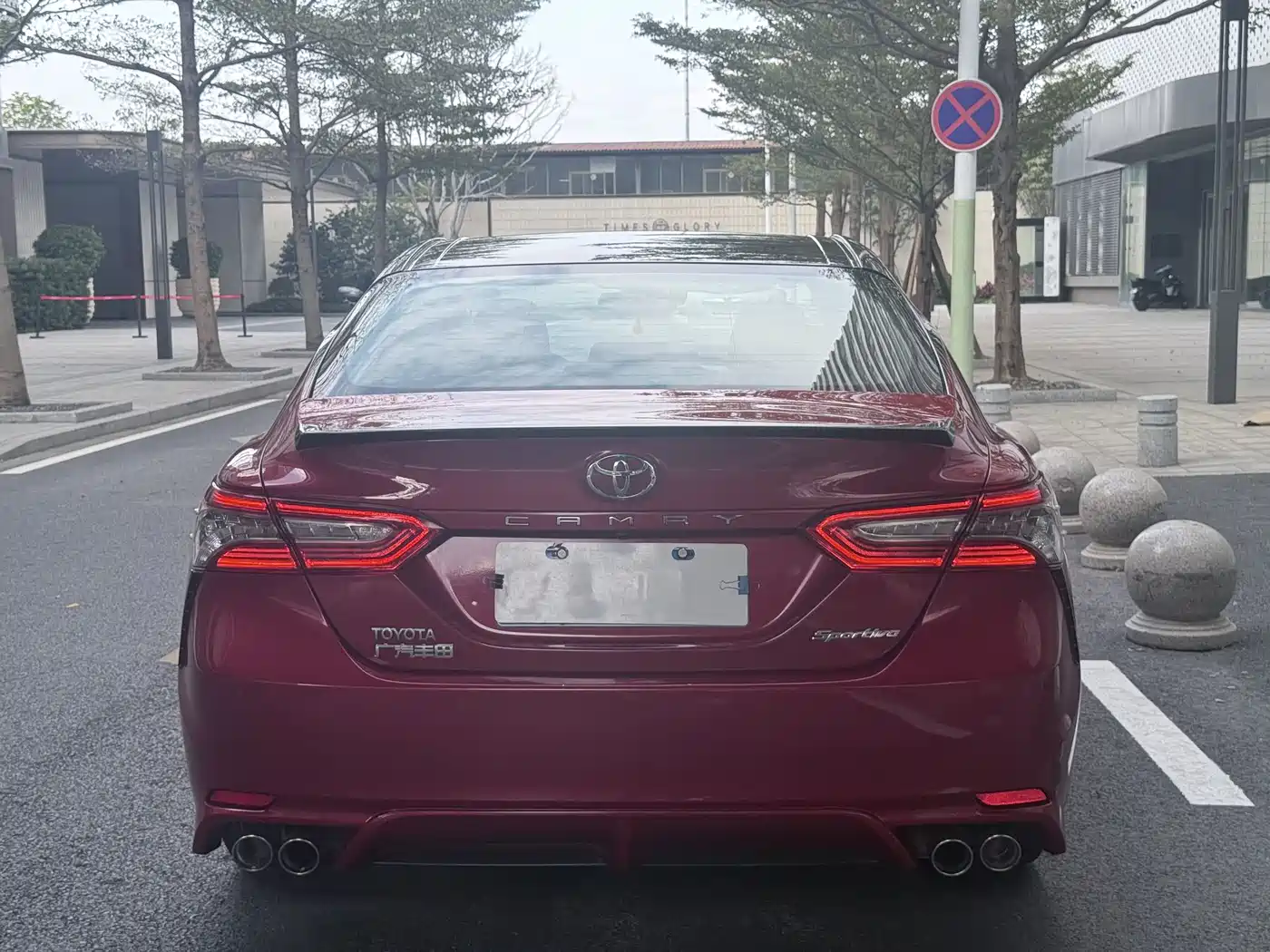 Toyota Camry 2018 2.5S Trend Edition фото 12