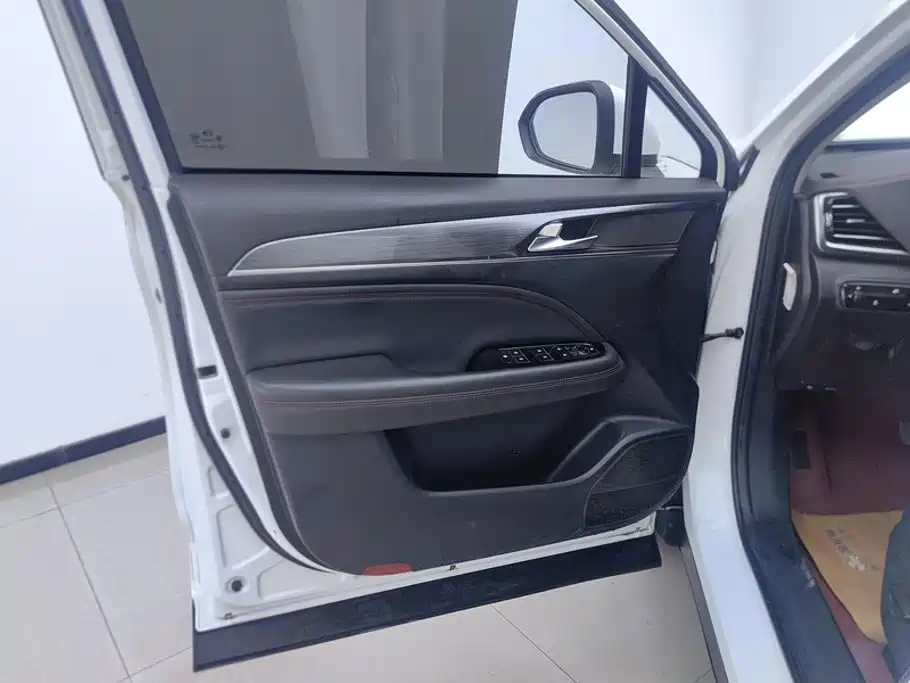 GAC Trumpchi Trumpchi GS4 PLUS 2022 2021 270T Automatic Starlight Edition