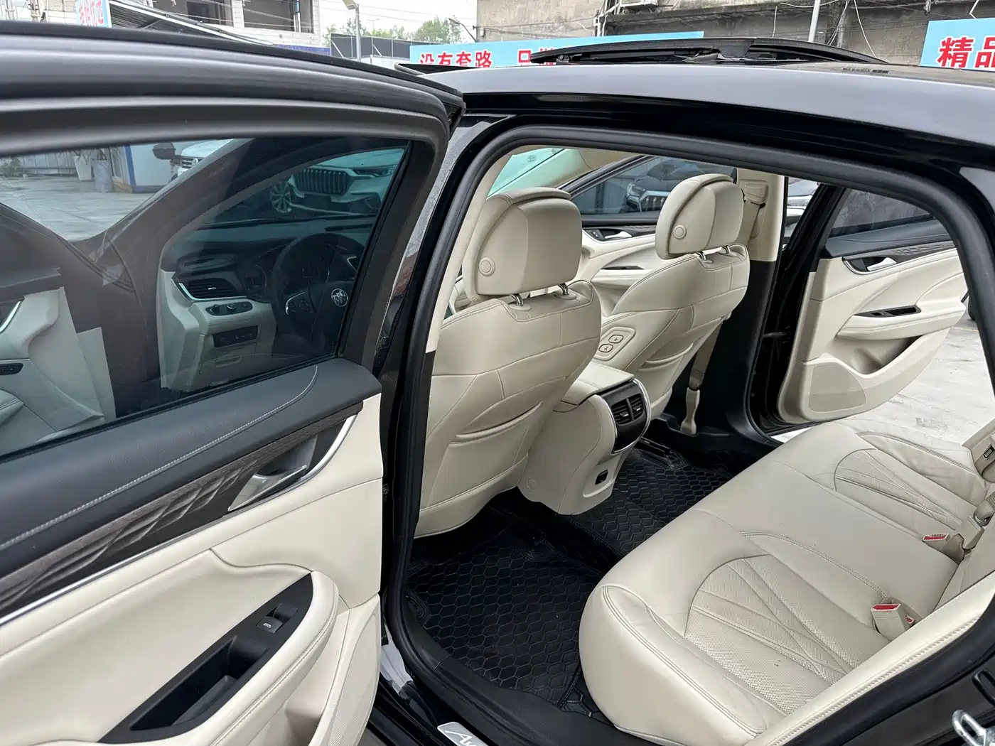 BUICK LACROSSE