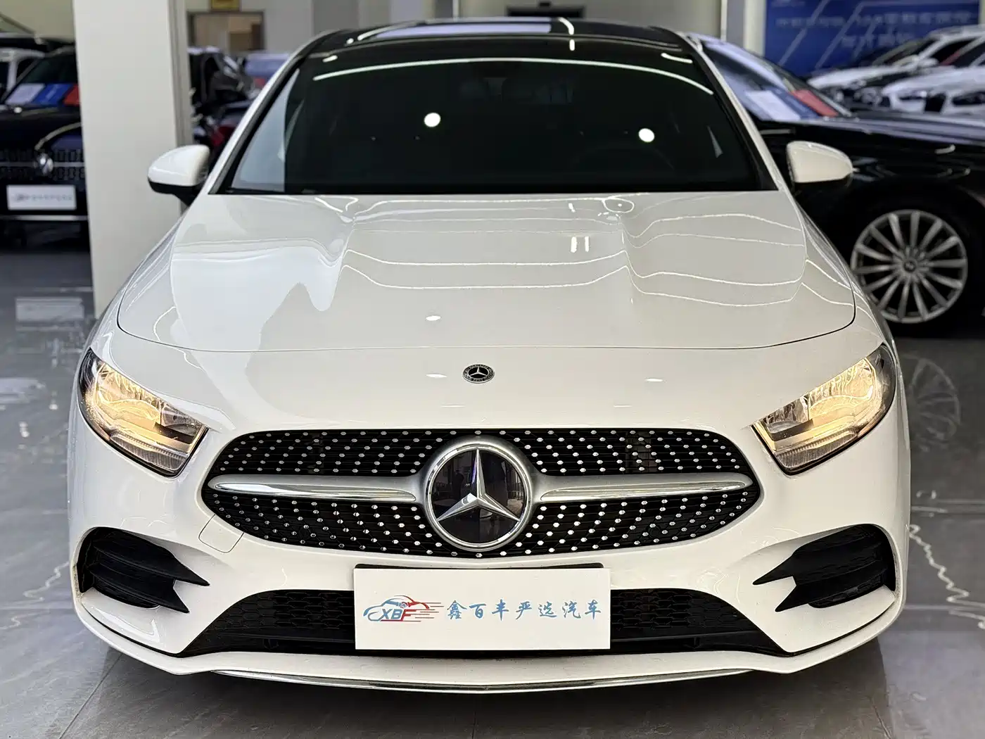 Mercedes-Benz A-Class 2021 A 180 L Sports Sedan фото 2