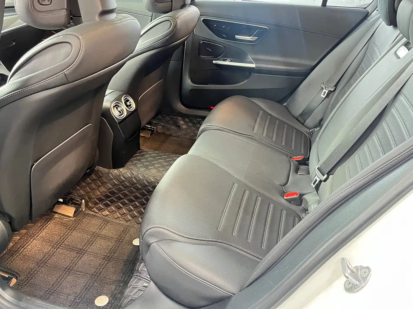 Mercedes-Benz C-Class 2023 C 260 L Sport фото 7