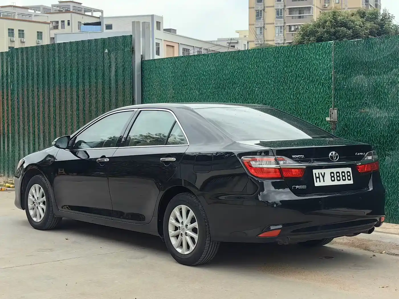 Toyota Camry 2015 2.0E Elite Edition фото 14