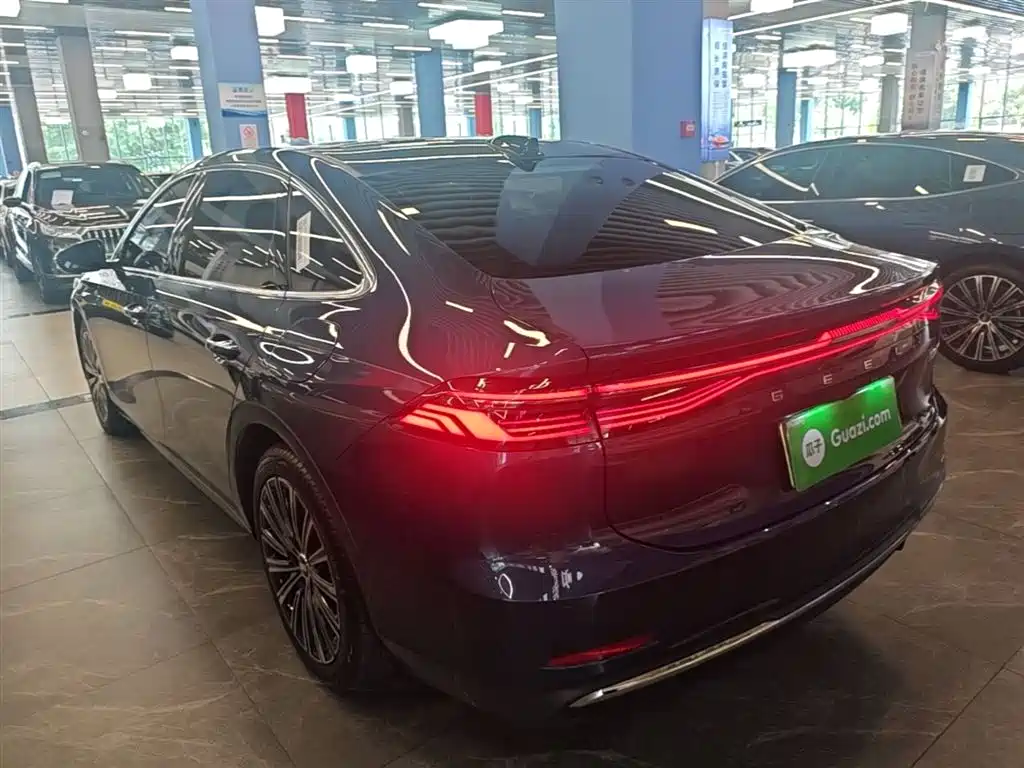 Geely Galaxy Galaxy A7 2025 EM-i фото 5