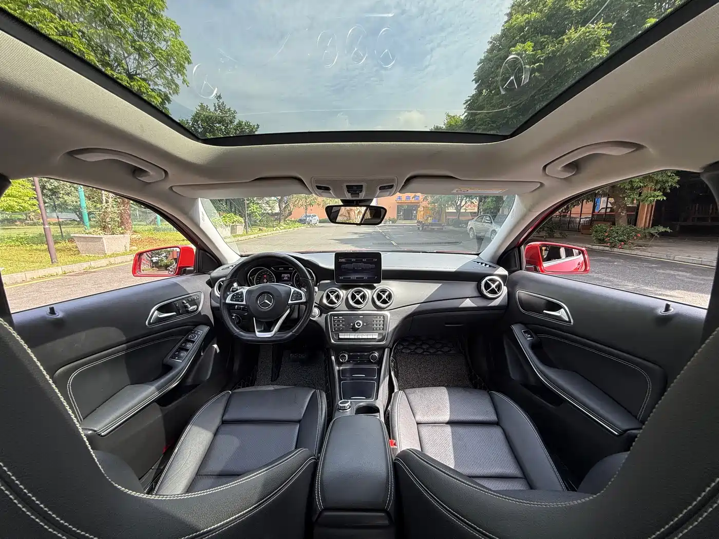Mercedes-Benz GLA 2019 GLA 200 Fashion фото 12