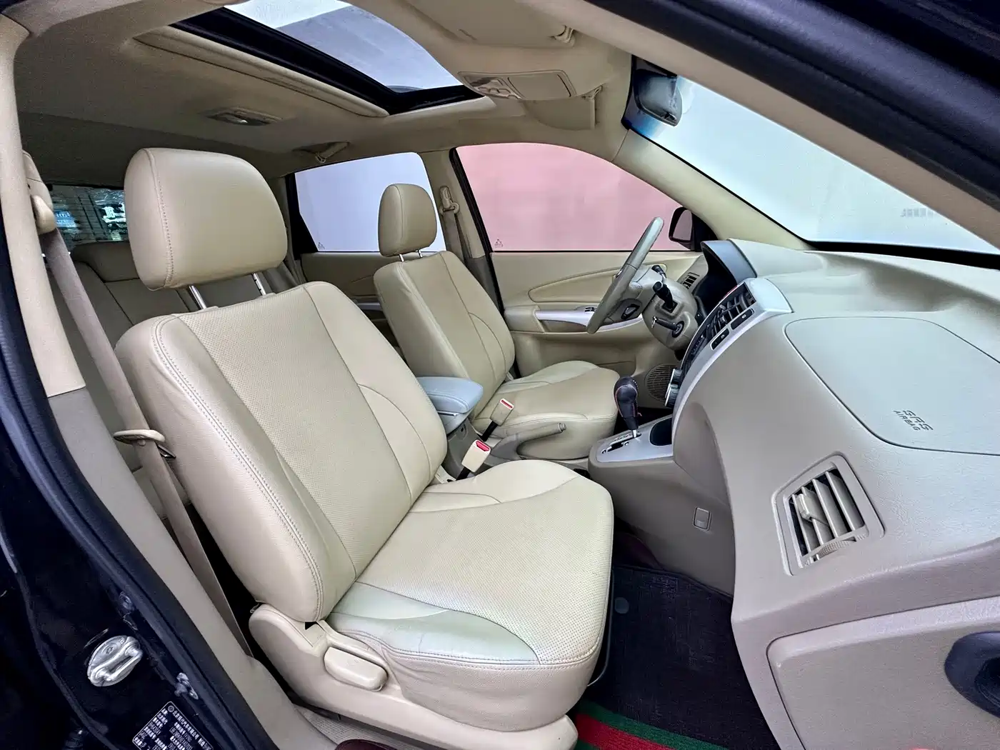 Hyundai Tucson 2013 2.0L Automatic 2WD Comfort фото 13