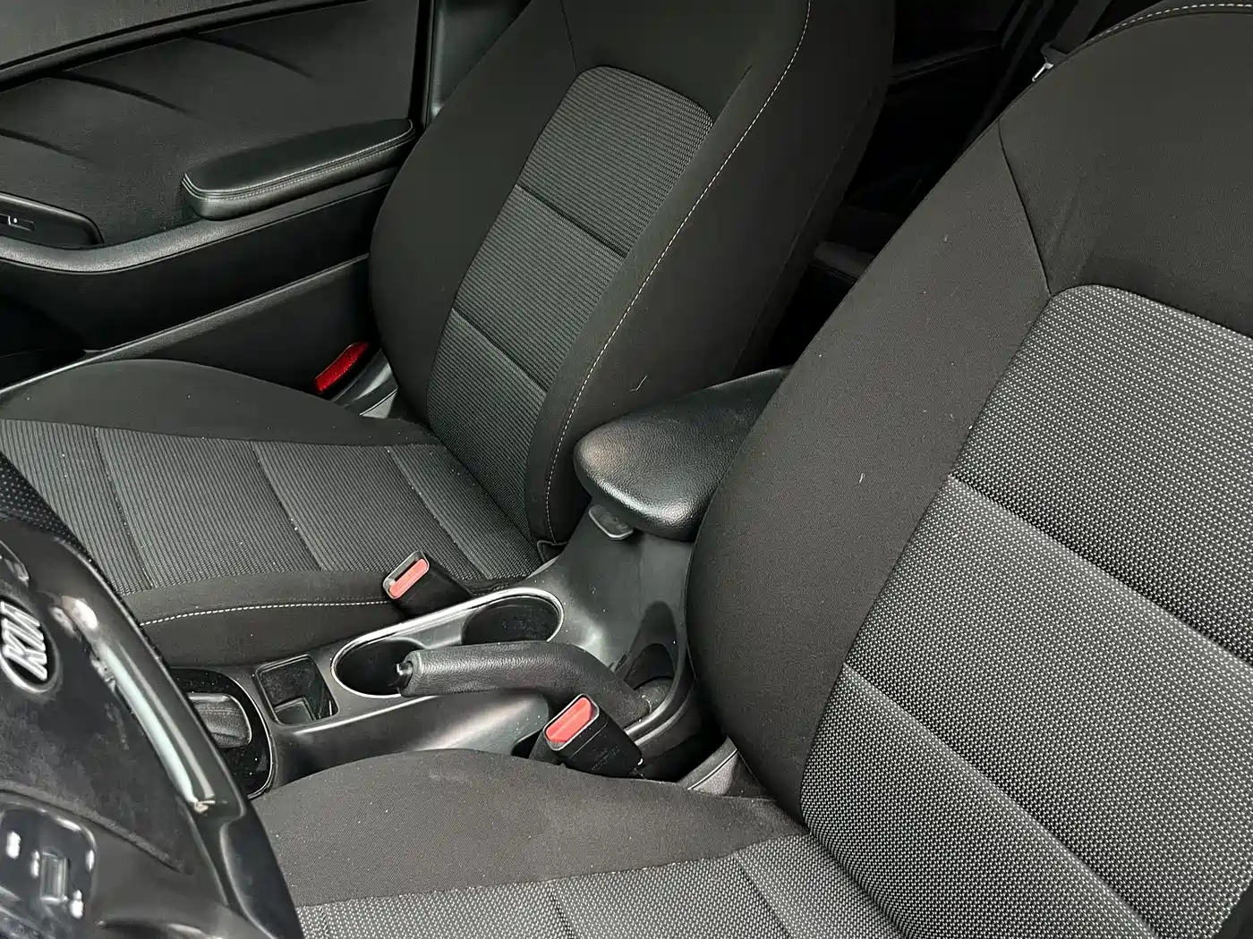 Kia K3 2016 1.6L Automatic GLS фото 9