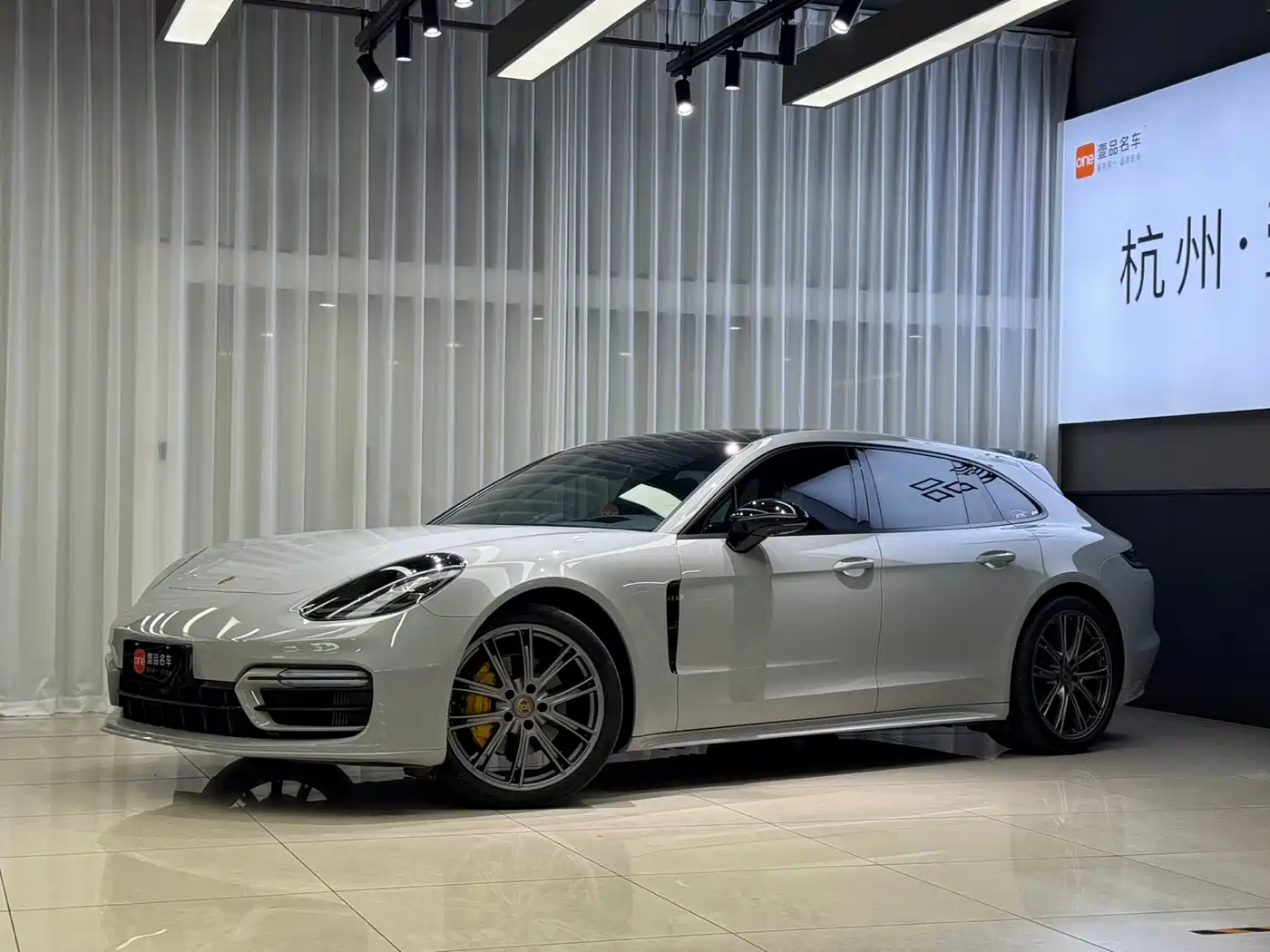 Porsche Panamera 2023 Panamera 4 Sport Turismo 2.9T фото 2