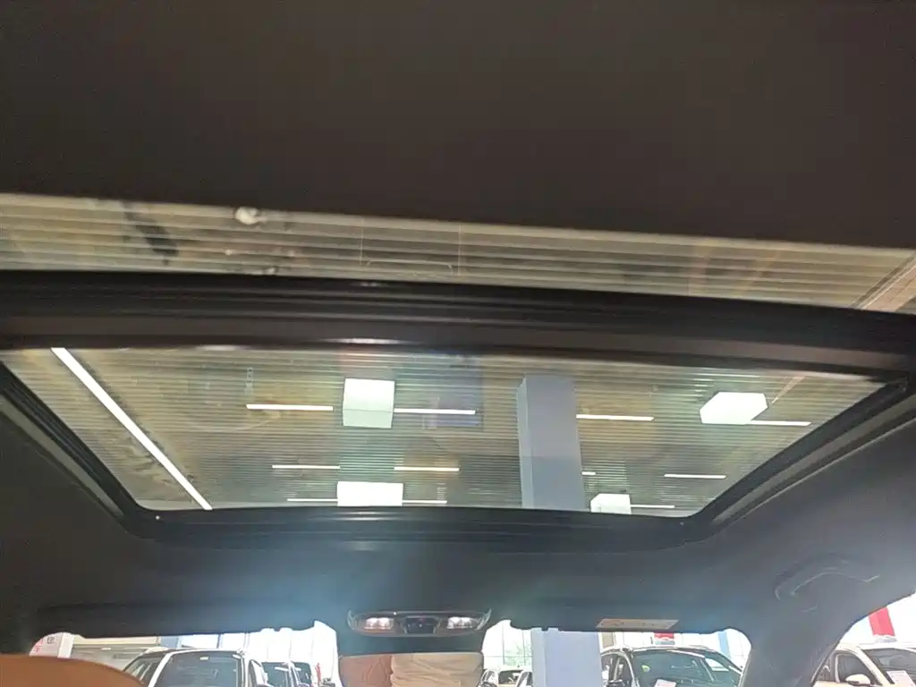 Geely Galaxy Galaxy A7 2025 EM-i фото 18