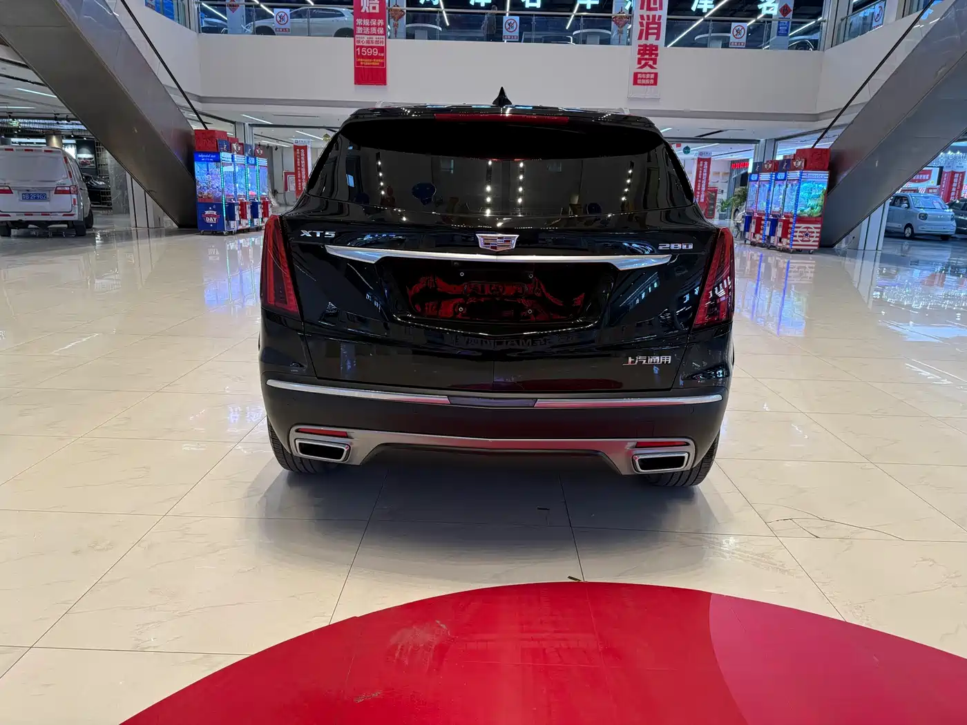CADILLAC XT5