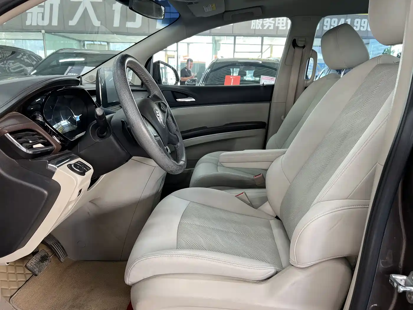 BUICK GL8