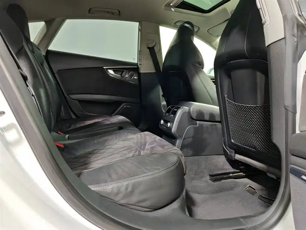 Audi S7 2016 4.0 TFSI quattro фото 6