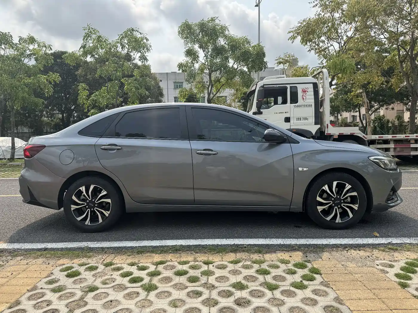 Chevrolet Monza 2019 RS 330T Auto Smooth Edition China VI фото 5