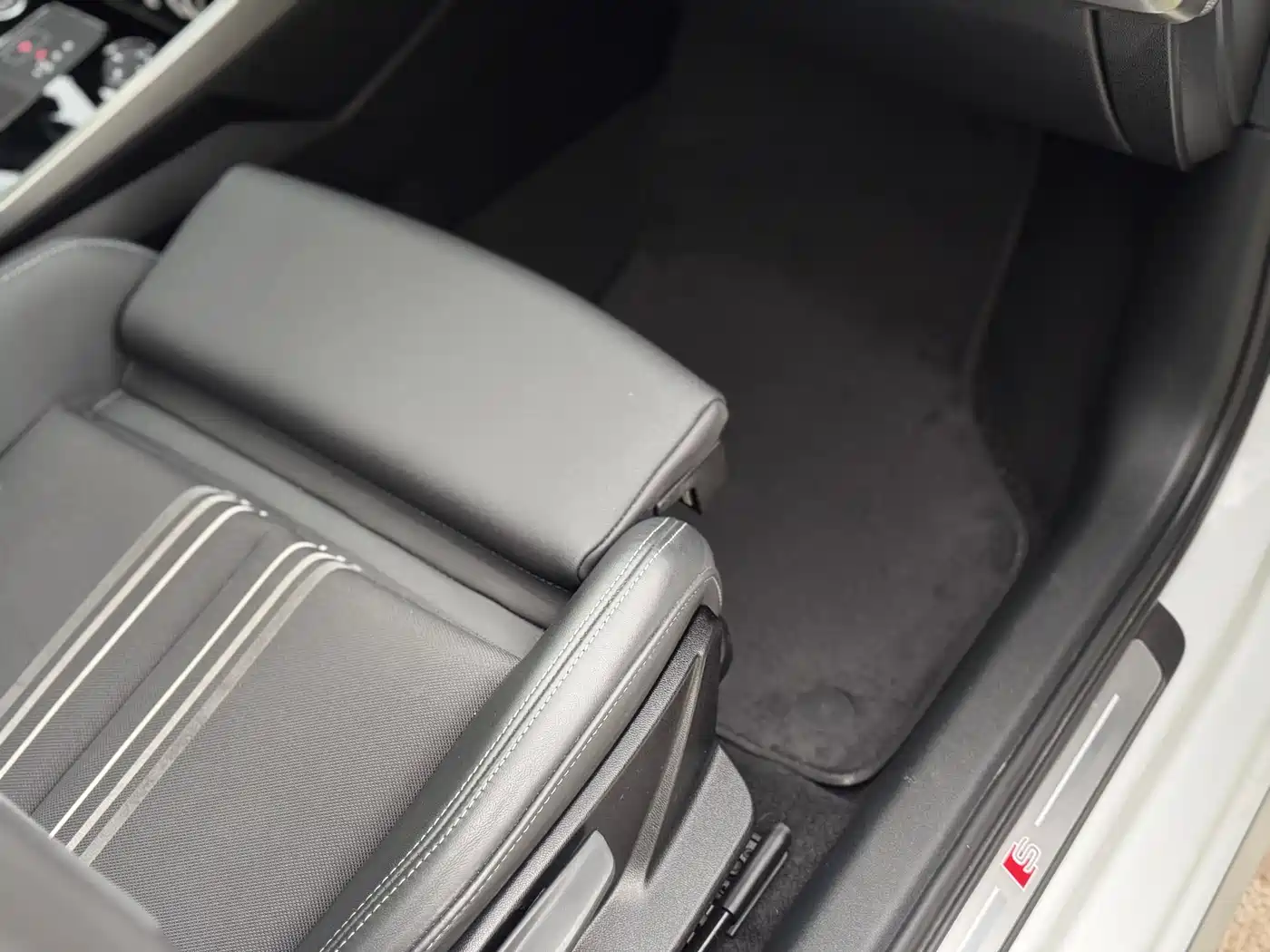 Audi A3 2023 A3L Limousine 35 TFSI Fashion Sport фото 11