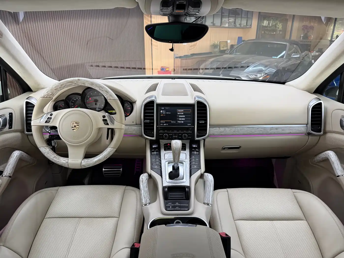 Porsche Cayenne 2011 Cayenne S Hybrid 3.0T фото 20