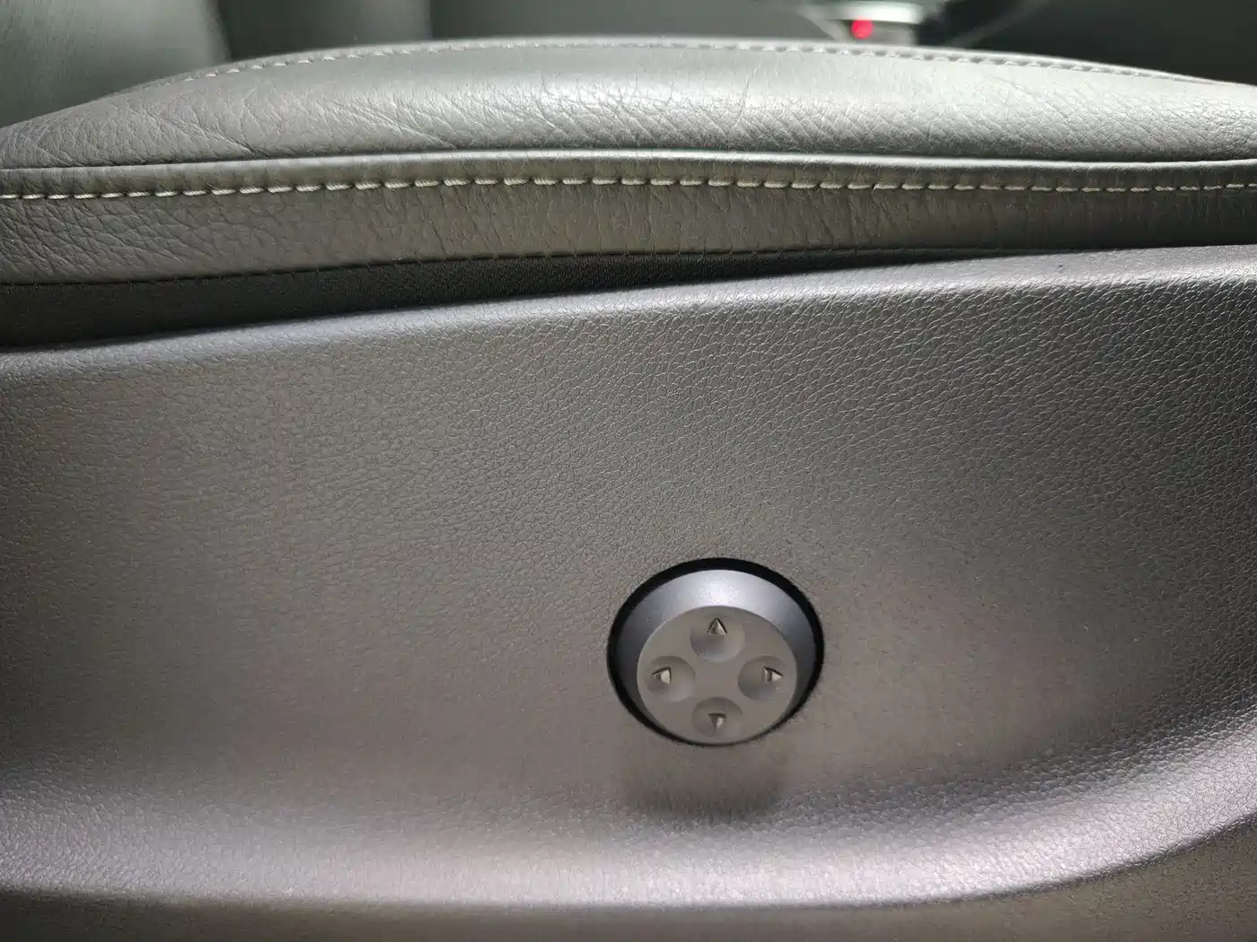 Mercedes-Benz V-Class 2018 V 260 Premium Edition China V фото 22
