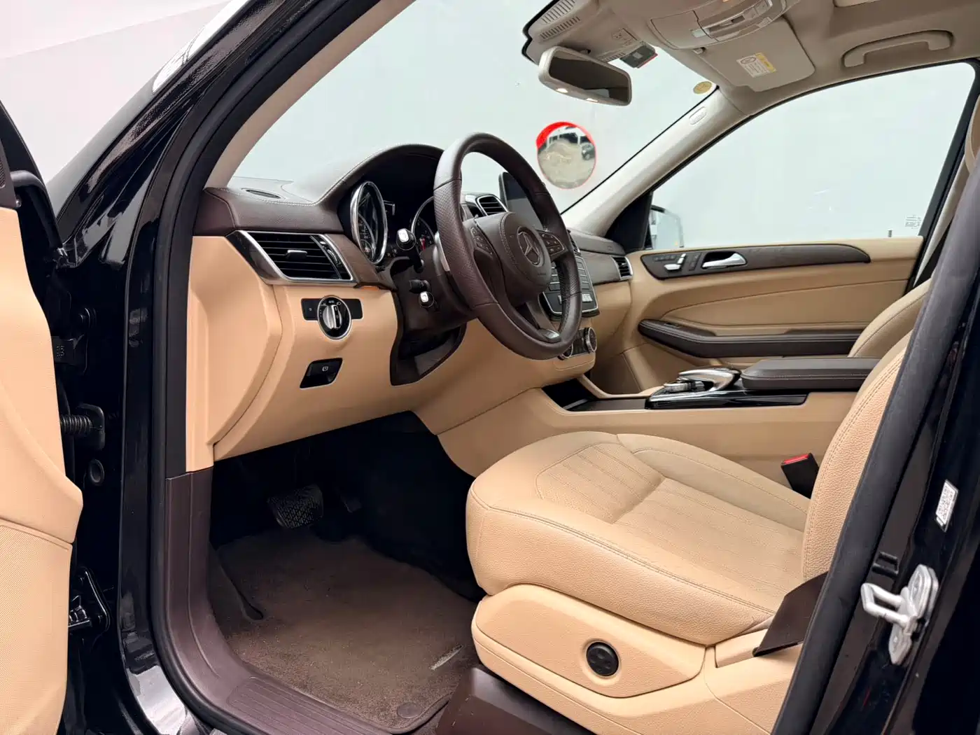 Mercedes-Benz GLS 2016 GLS 400 4MATIC Dynamic фото 4
