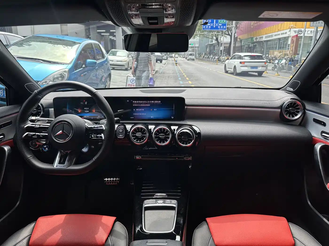 Mercedes-Benz A-Class AMG (Import) 2024 Facelift AMG A 35 4MATIC фото 7