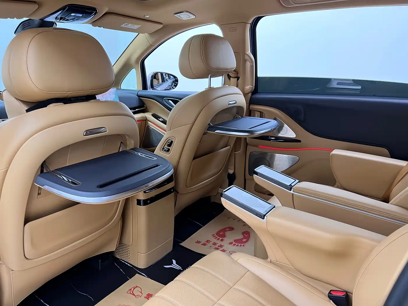 Voyah Auto Voyah Dreamer 2025 PHEV 4WD Kunpeng Premium Edition фото 17
