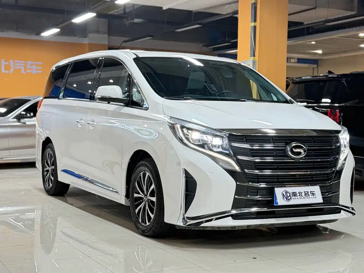 GAC TRUMPCHI M8