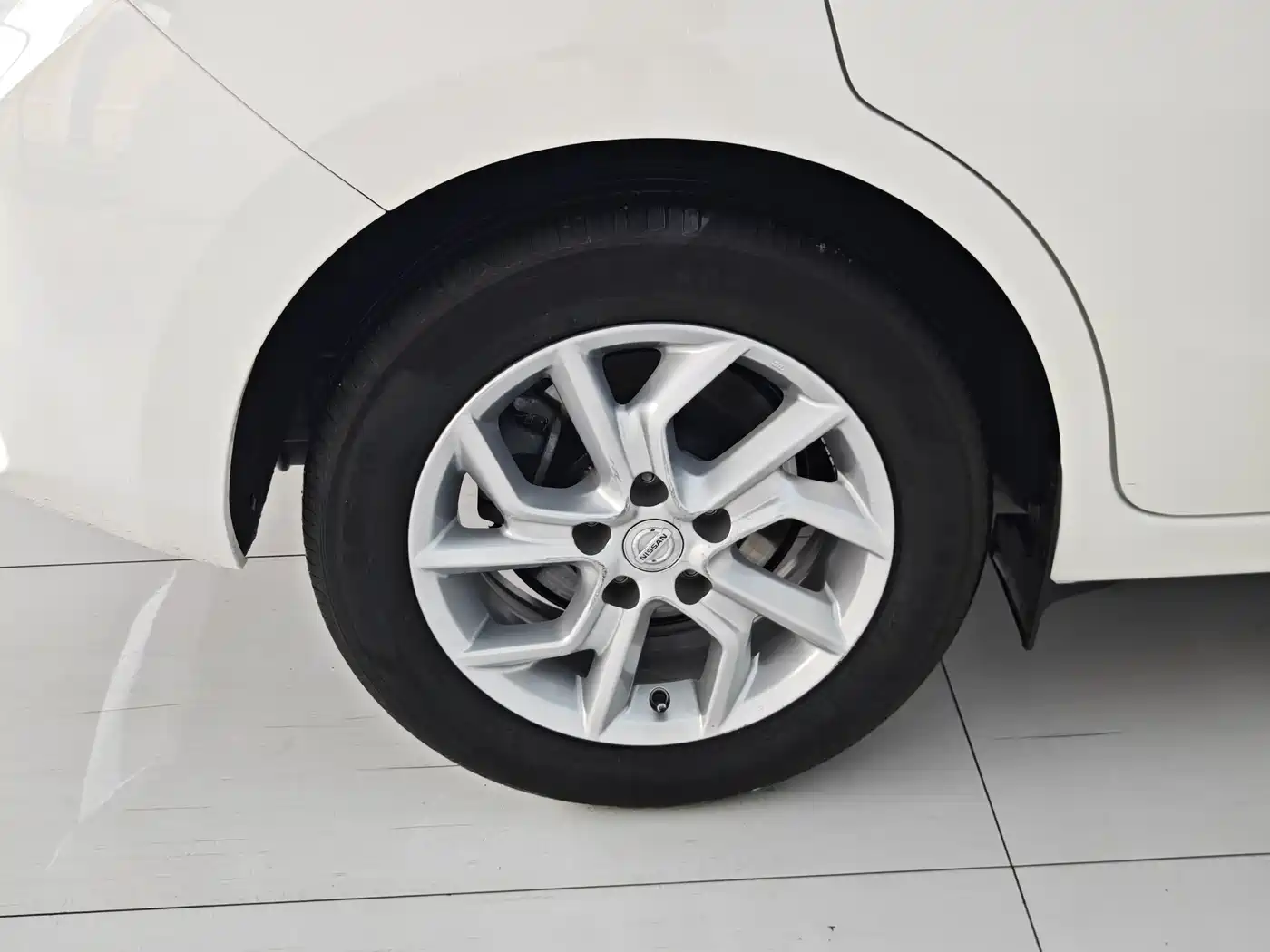 Nissan Tiida 2024 2024 1.6L CVT Smart Drive Edition